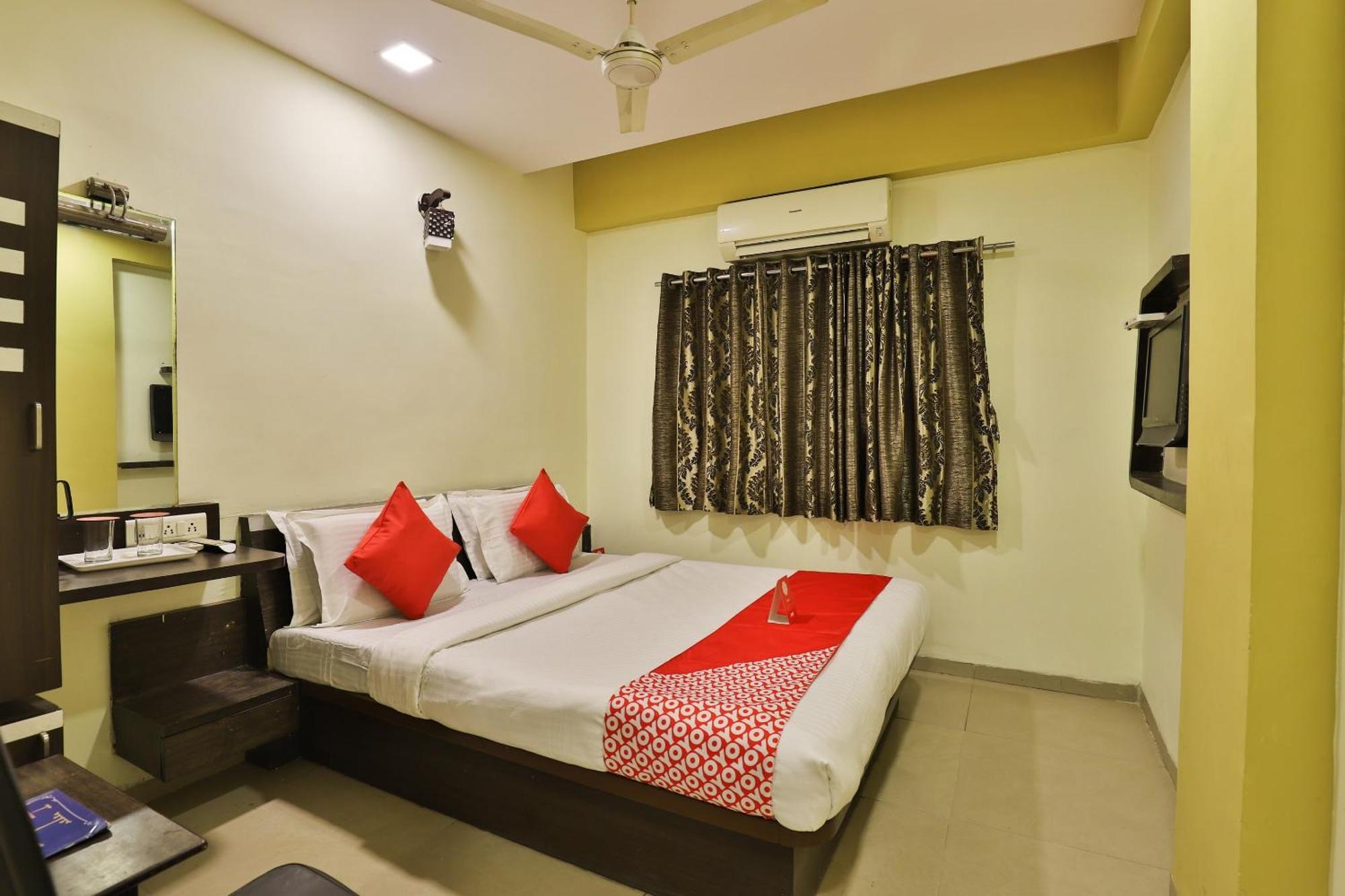 Collection O Naroda Ahmedabad Formerly Hotel Santro Jāmb Exteriér fotografie